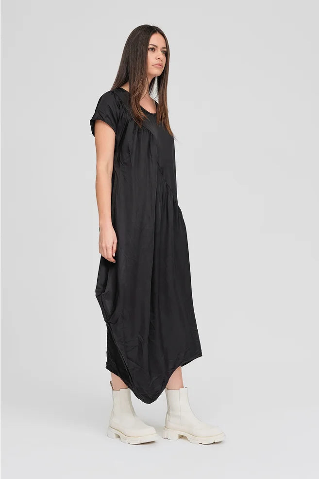 Array Garment TAYLOR ARRAY DRESS-BLACK – Trumps Clothing