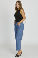 NEW LONDON TRURO JEAN