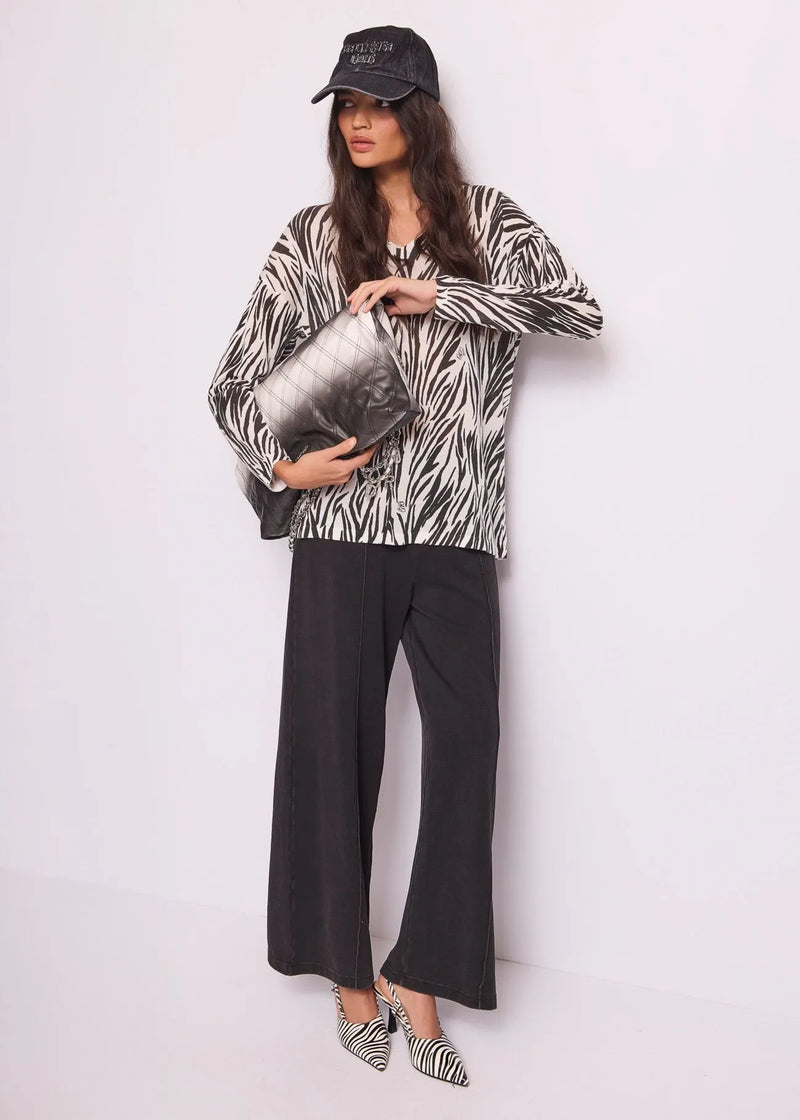DENNY ROSE OVERSIZED JUMPER