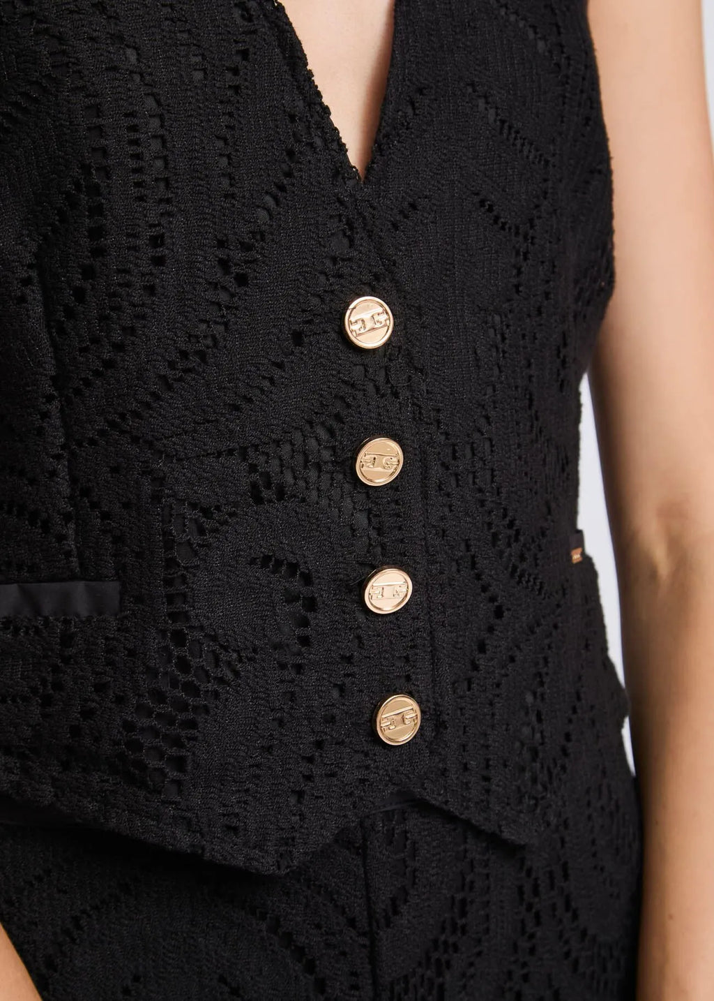 GAUDI LACE VEST-BLACK