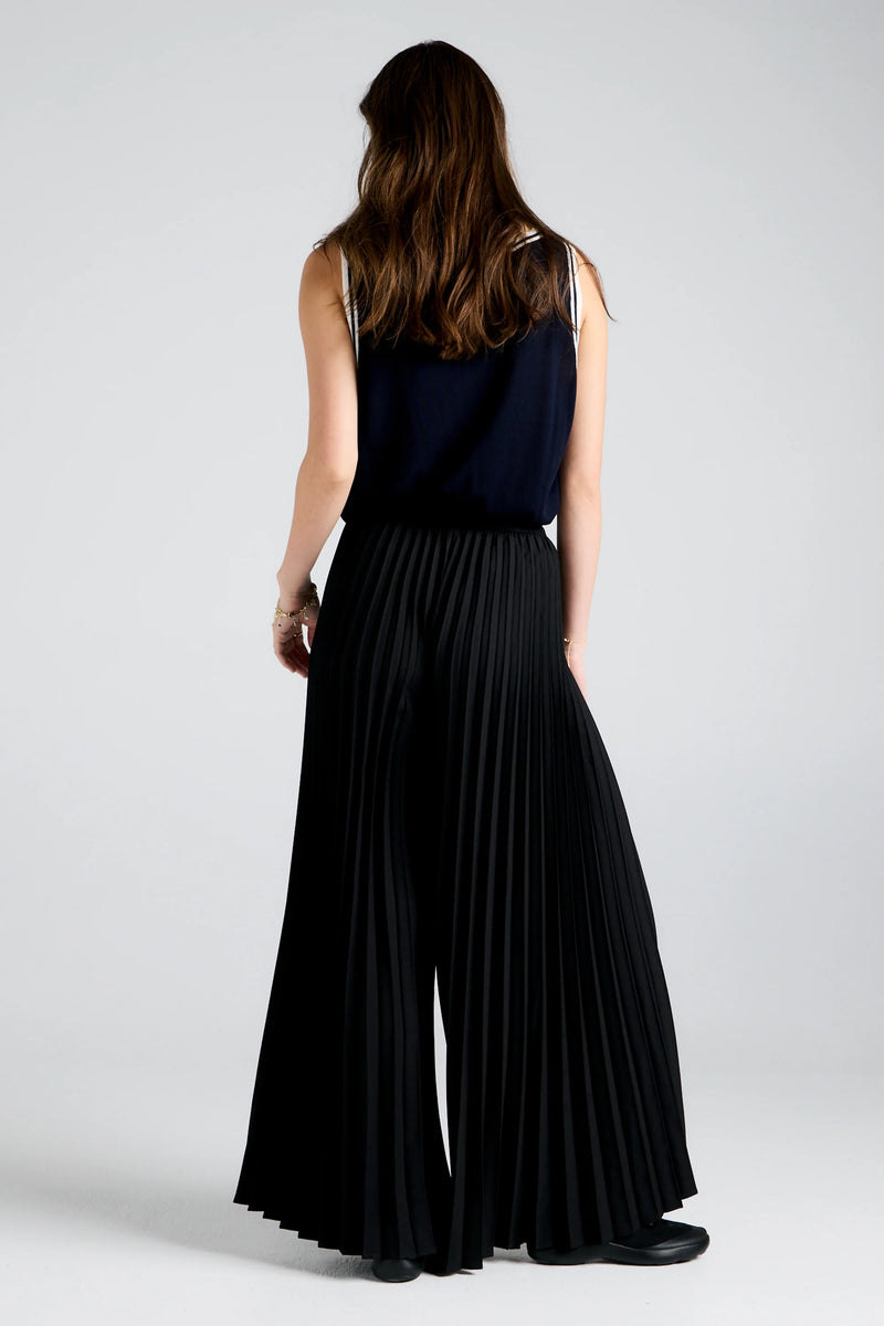 KAREN WALKER SUNRAY PLEATED PANTS-BLACK