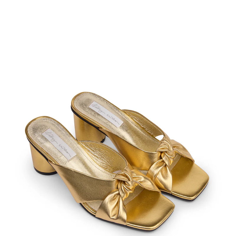KATHRYN WILSON HANNAH HEEL