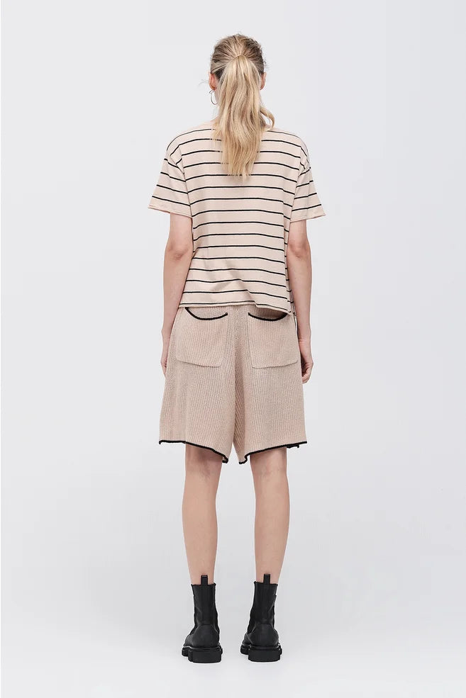 TAYLOR STRIPE SOLACE TEE-CAMEL/BLACK