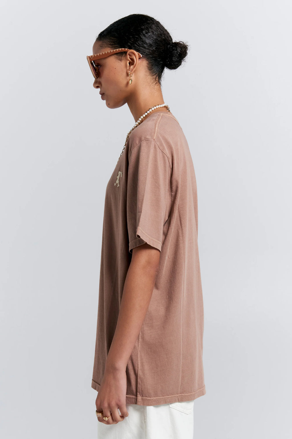 KAREN WALKER EMBROIDERED RUNAWAY GIRL CLASSIC T-SHIRT/TAUPE