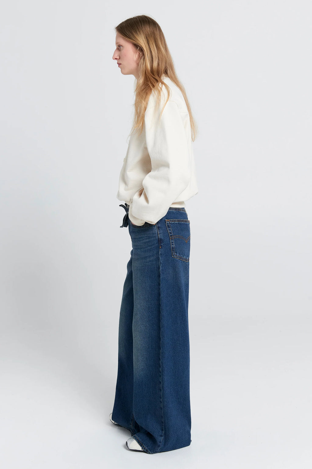 KAREN WALKER CREWNECK SWEATSHIRT-ECRU