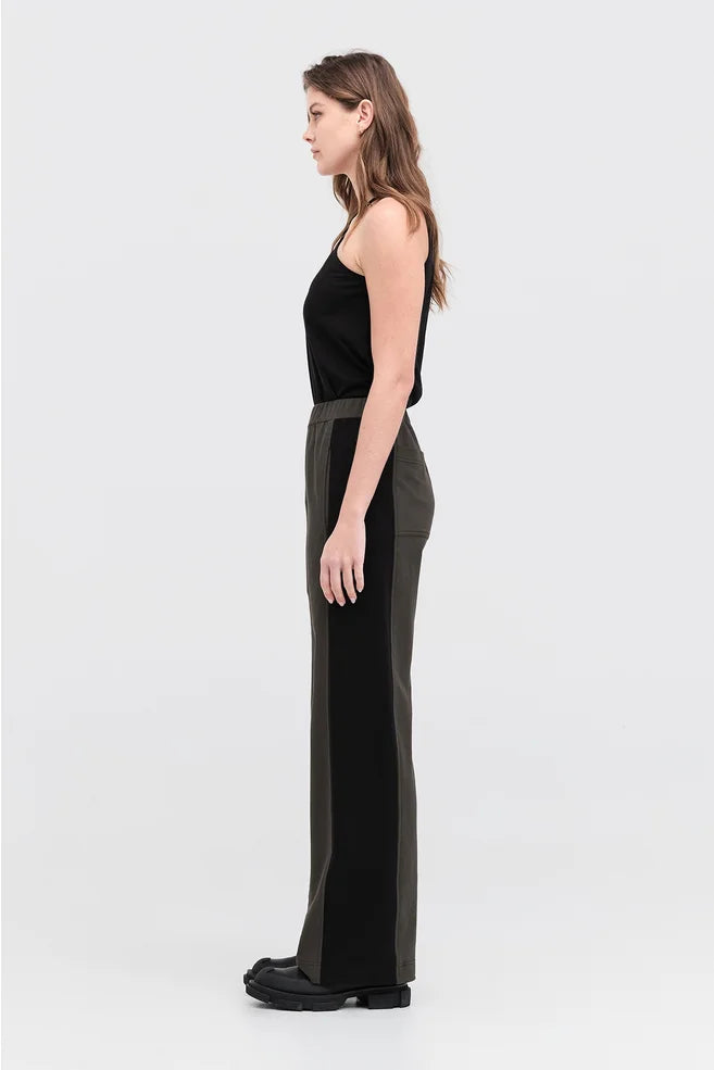 TAYLOR REVERSED CHUTE PANT-TARMAC/BLACK