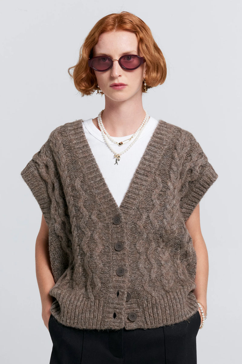 KAREN WALKER CABLE KNIT BUTTON UP VEST-WALNUT
