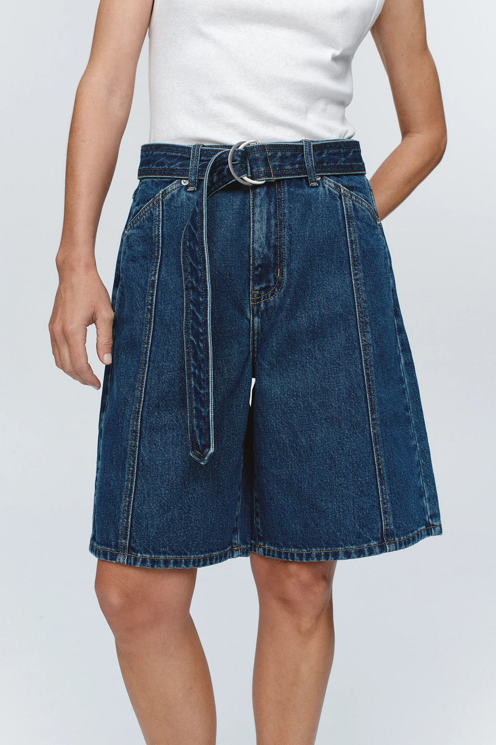 MARLE BELTED JEAN SHORT