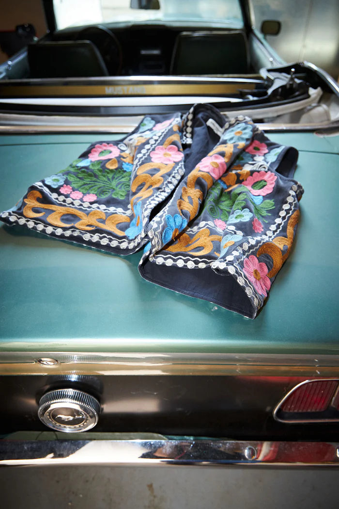 LOLLYS LAUNDRY BIN VEST
