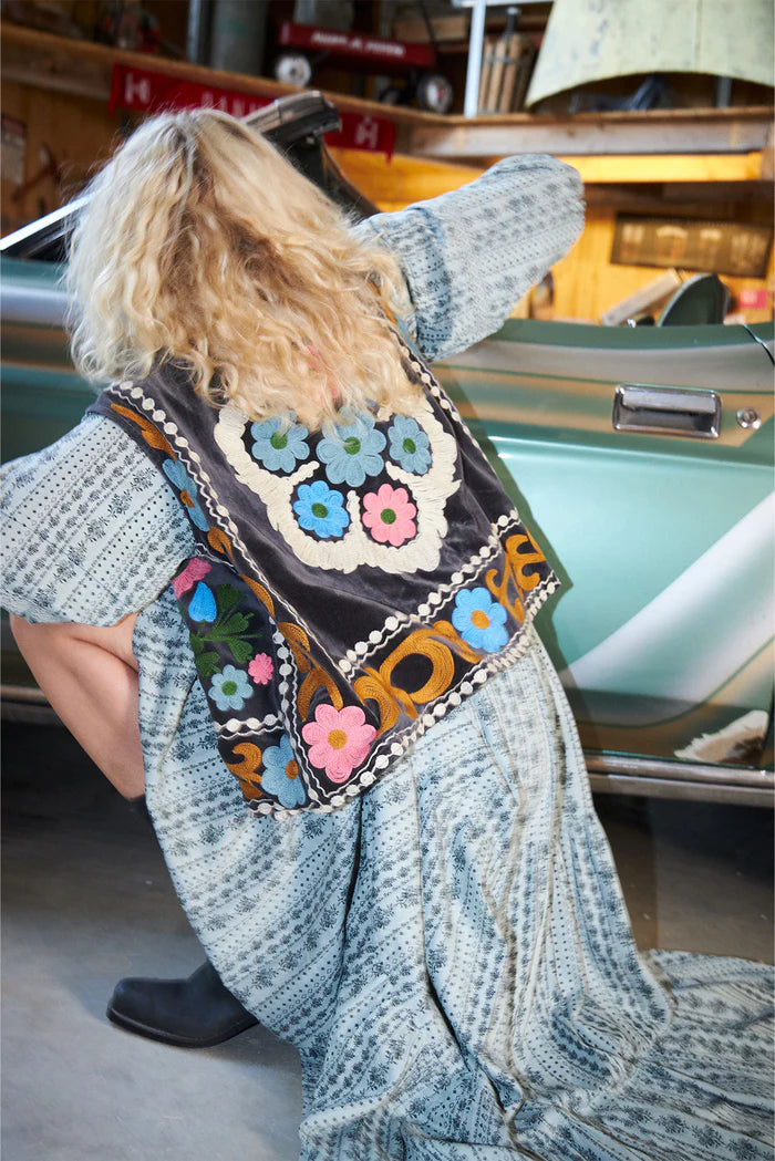 LOLLYS LAUNDRY BIN VEST