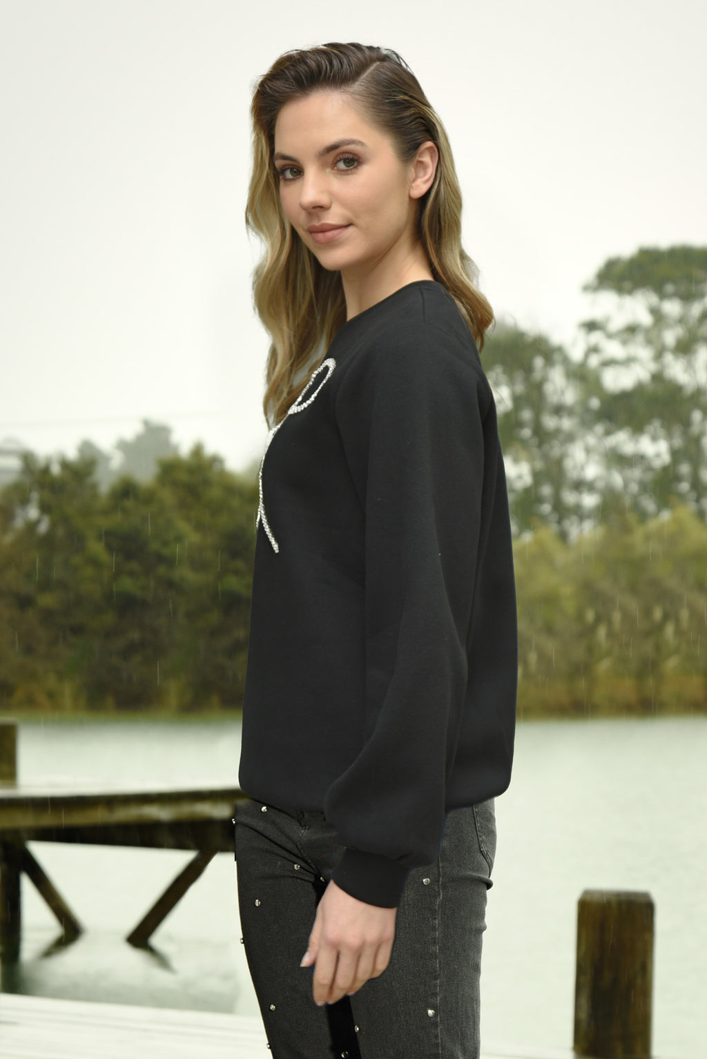 CURATE ISN'T SHE ICONIC TOP-BLACK.