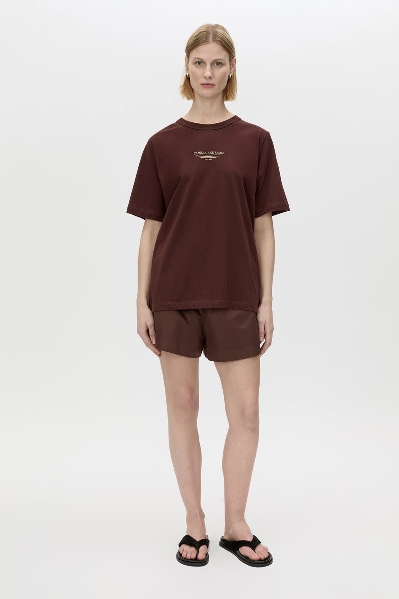 CAMILLA & MARC JANICE LOGO TEE-CHOCOLATE