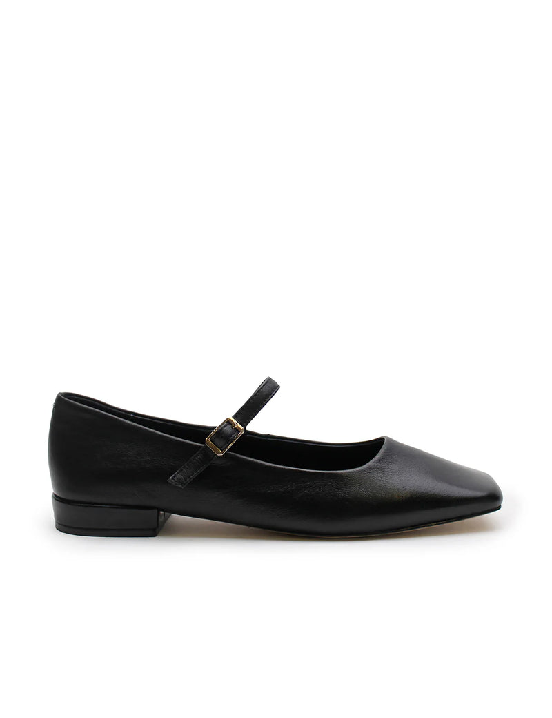 LA TRIBE MADI FLAT SHOE