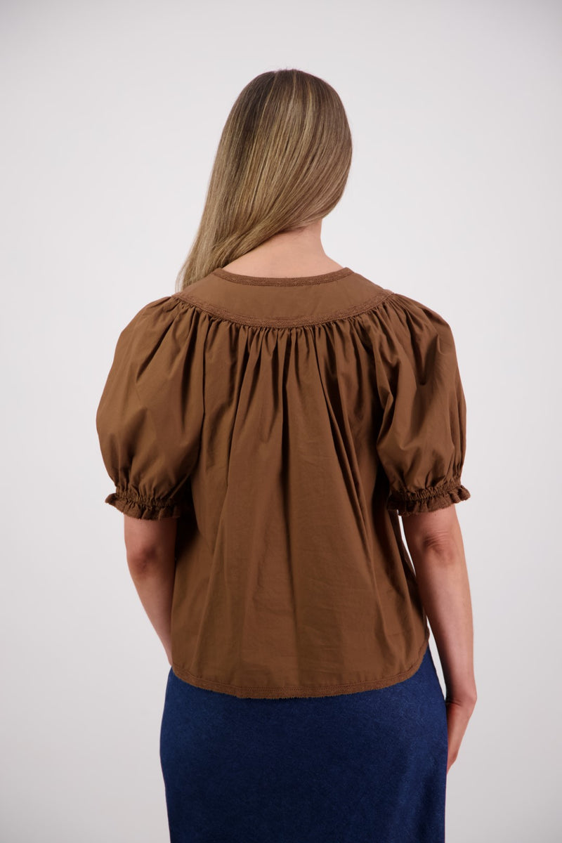 BRIARWOOD SELMA TOP-TAN