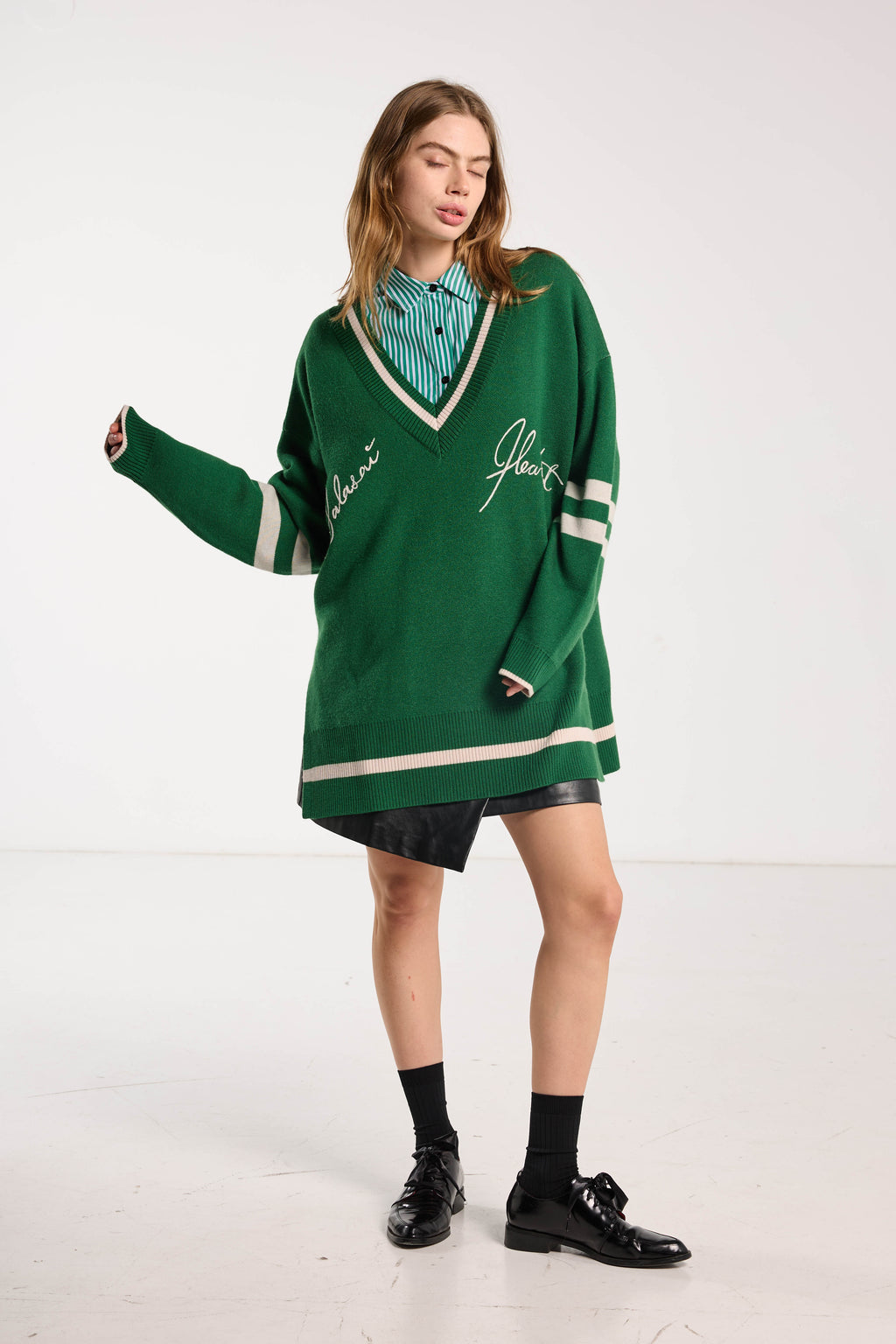SALASAI HEARTED JUMPER