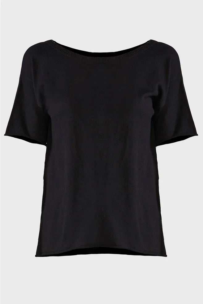 TAYLOR SOLACE TEE A24-BLACK