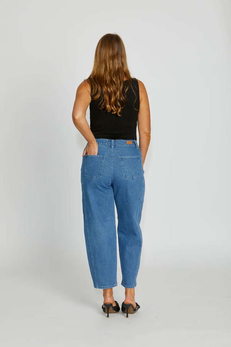 NEW LONDON TRURO JEAN