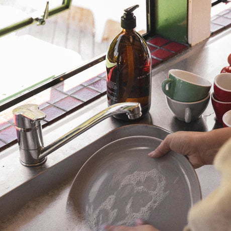 REAL WORLD KOROMIKO & WHITE GRAPEFRUIT DISHWASHING LIQUID