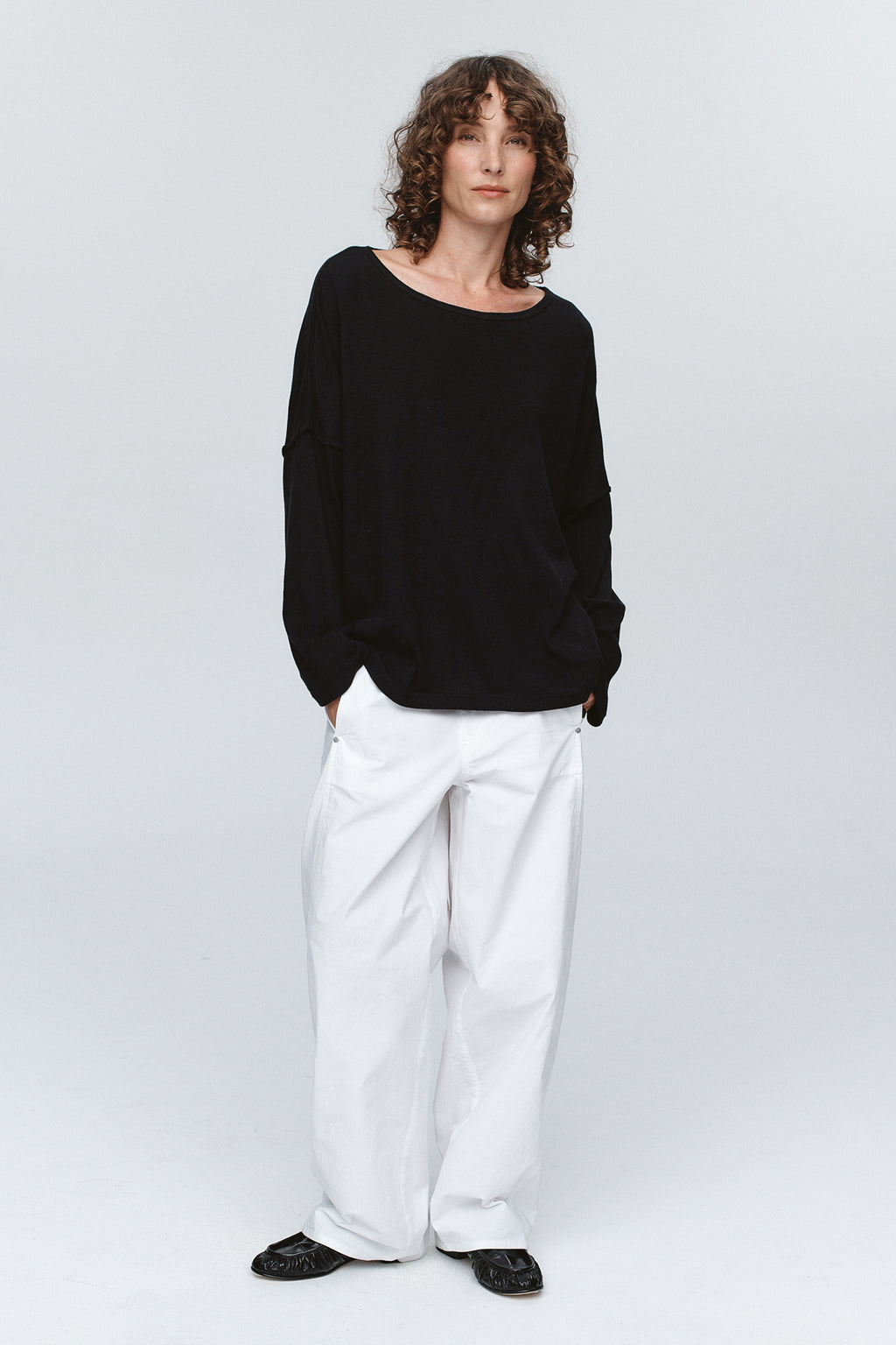 MARLE YELENA TEE-BLACK