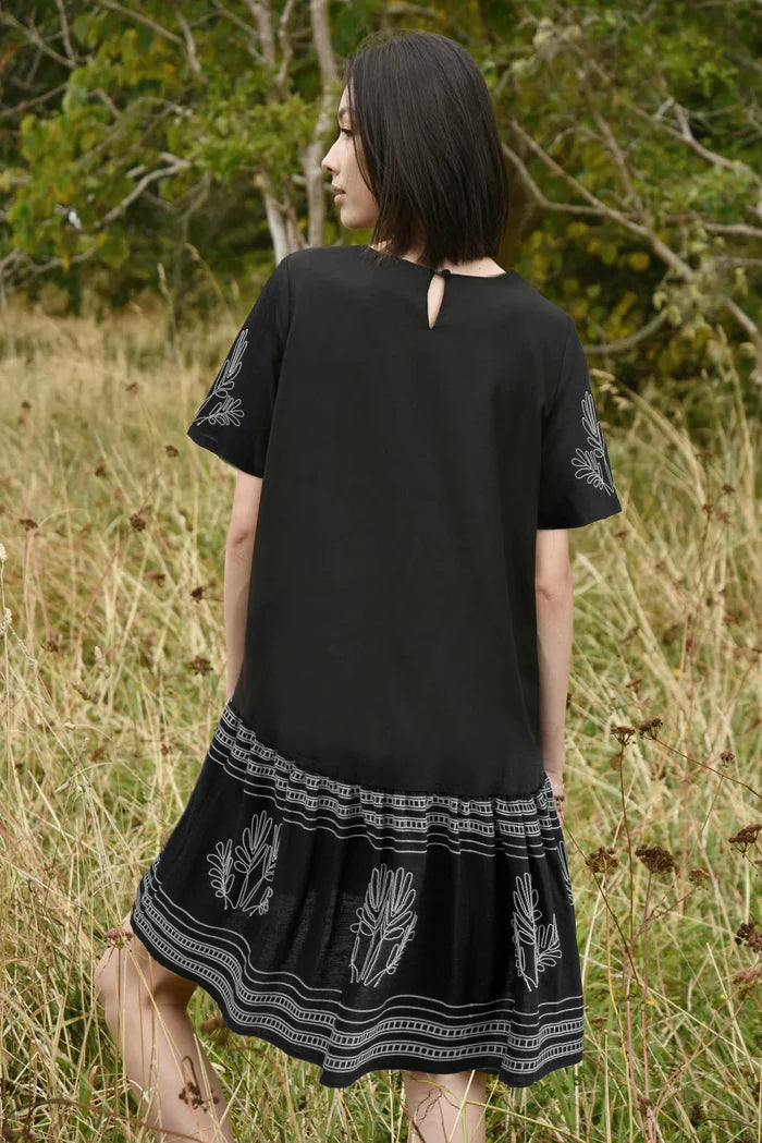 CURATE JOINED AT THE HIP DRESS-BLACK