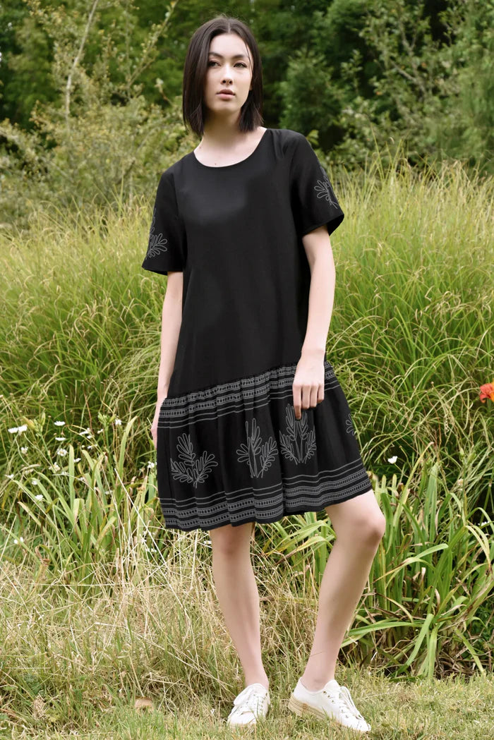 CURATE JOINED AT THE HIP DRESS-BLACK